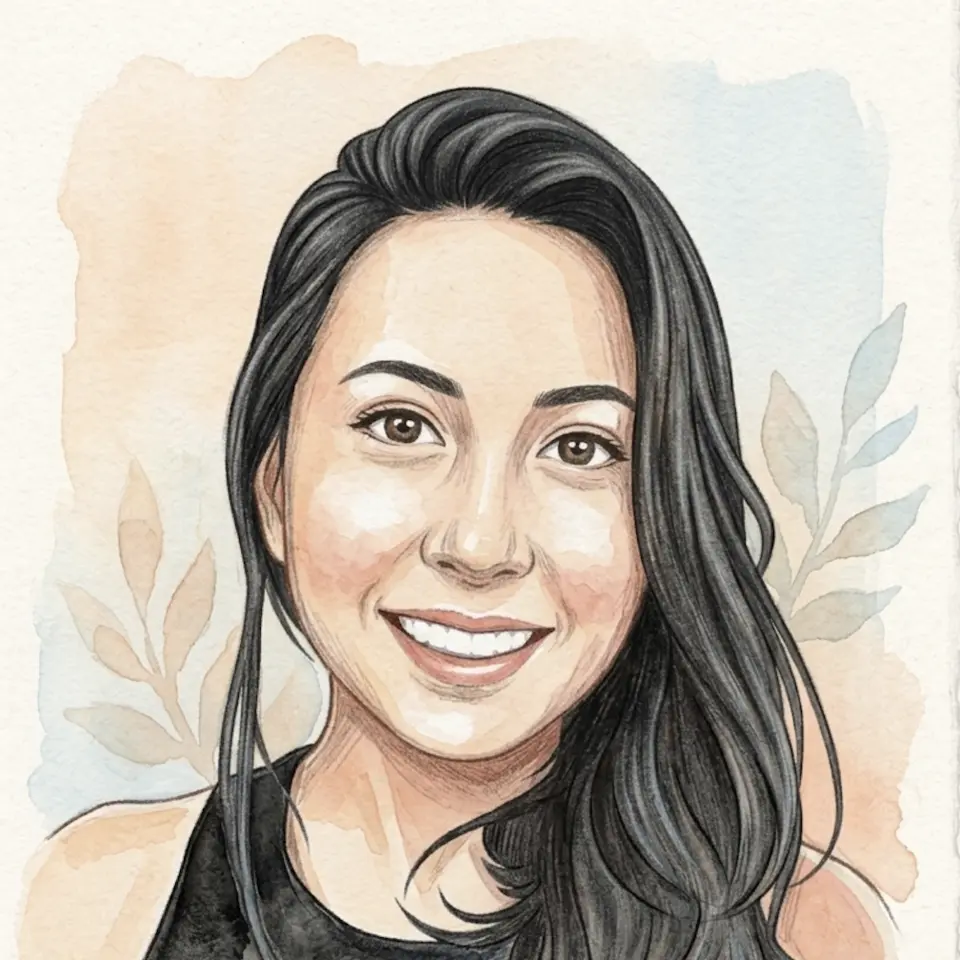 Watercolor portrait of Fernanda, co-founder, smiling